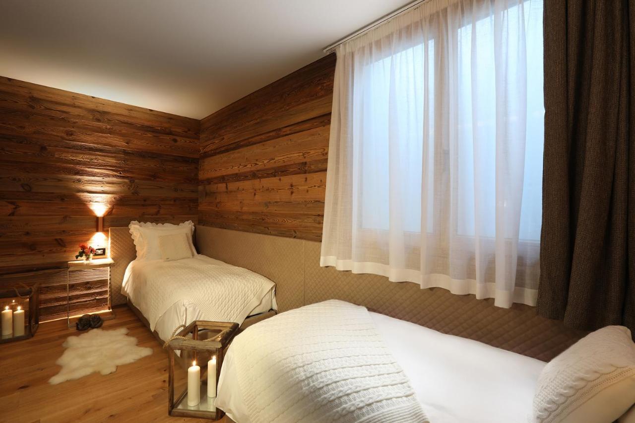 Chalet Blanc بيريوِل تْشيرفينيا المظهر الخارجي الصورة