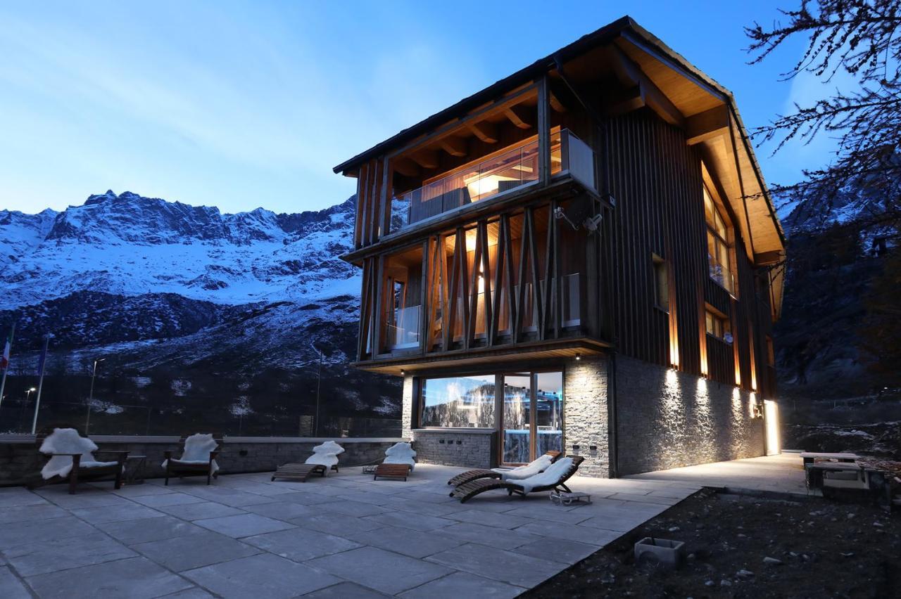 Chalet Blanc بيريوِل تْشيرفينيا المظهر الخارجي الصورة