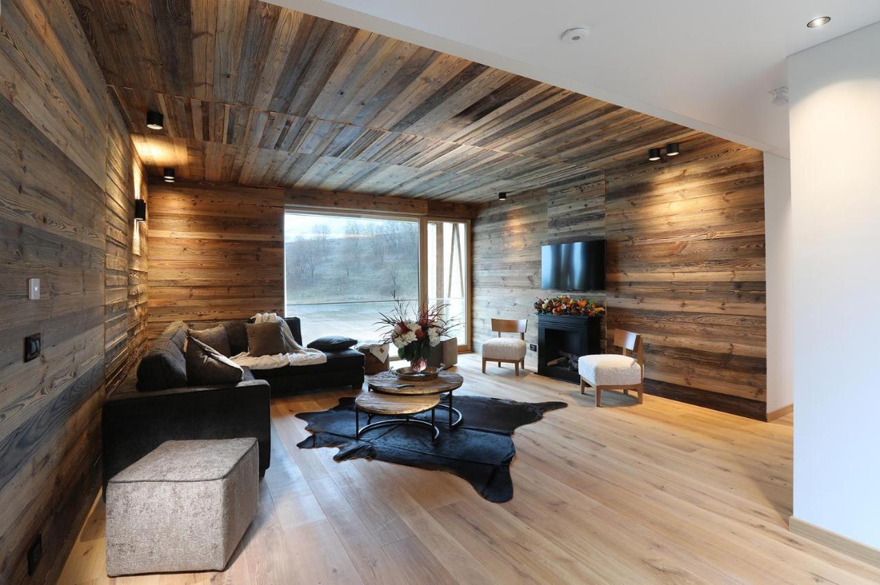 Chalet Blanc بيريوِل تْشيرفينيا المظهر الخارجي الصورة